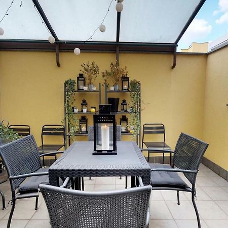 מילאנו Design Apartment Near Duomo Square מראה חיצוני תמונה