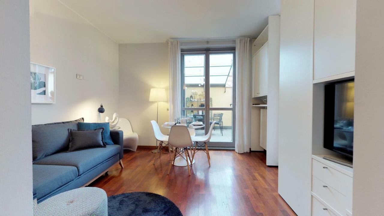 מילאנו Design Apartment Near Duomo Square מראה חיצוני תמונה