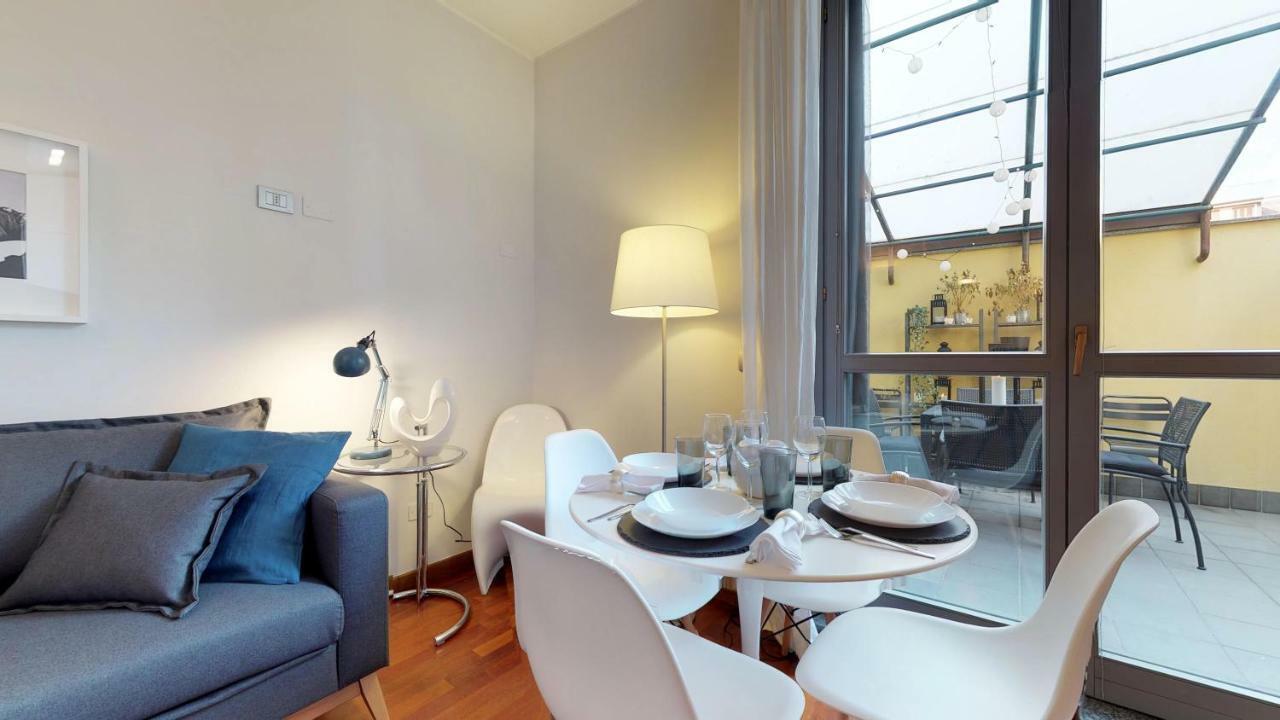 מילאנו Design Apartment Near Duomo Square מראה חיצוני תמונה