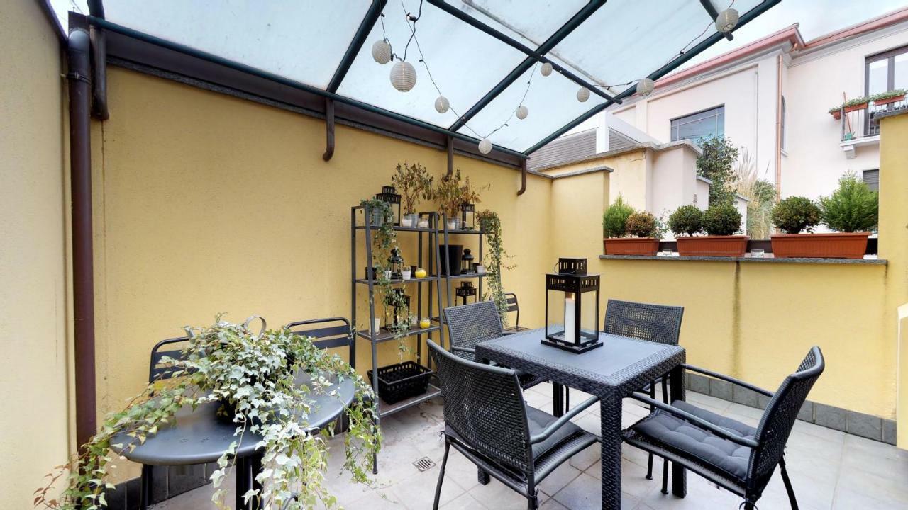 מילאנו Design Apartment Near Duomo Square מראה חיצוני תמונה